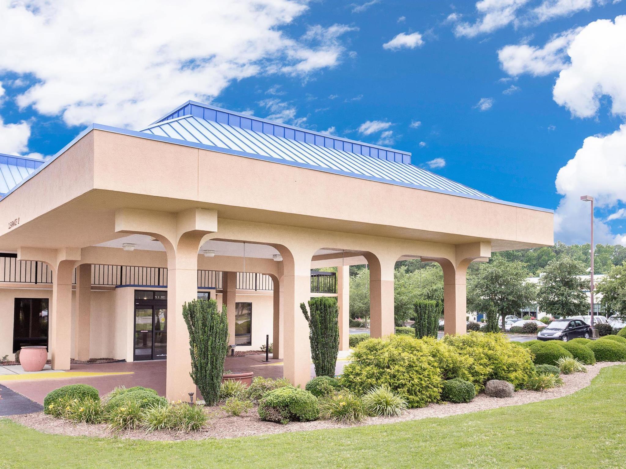 Baymont By Wyndham Greenville Exteriér fotografie